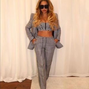 Entire Beyoncé suit -